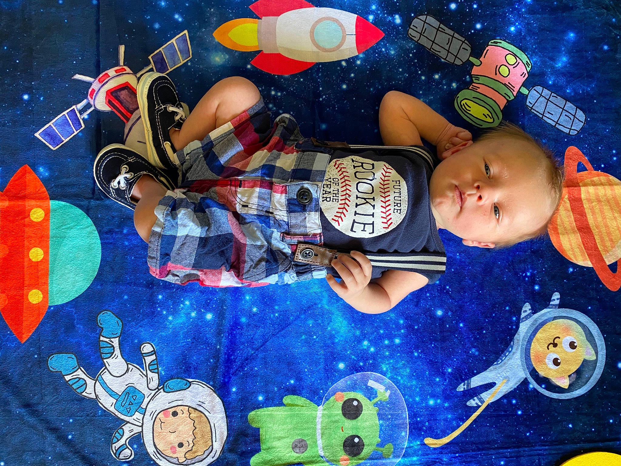 Hagen is registered to the contest to win money with this photo: art, child, collage, cool, fun, graffiti, graphic_design, graphics, illustration, mural, person, photography, photomontage, space, world