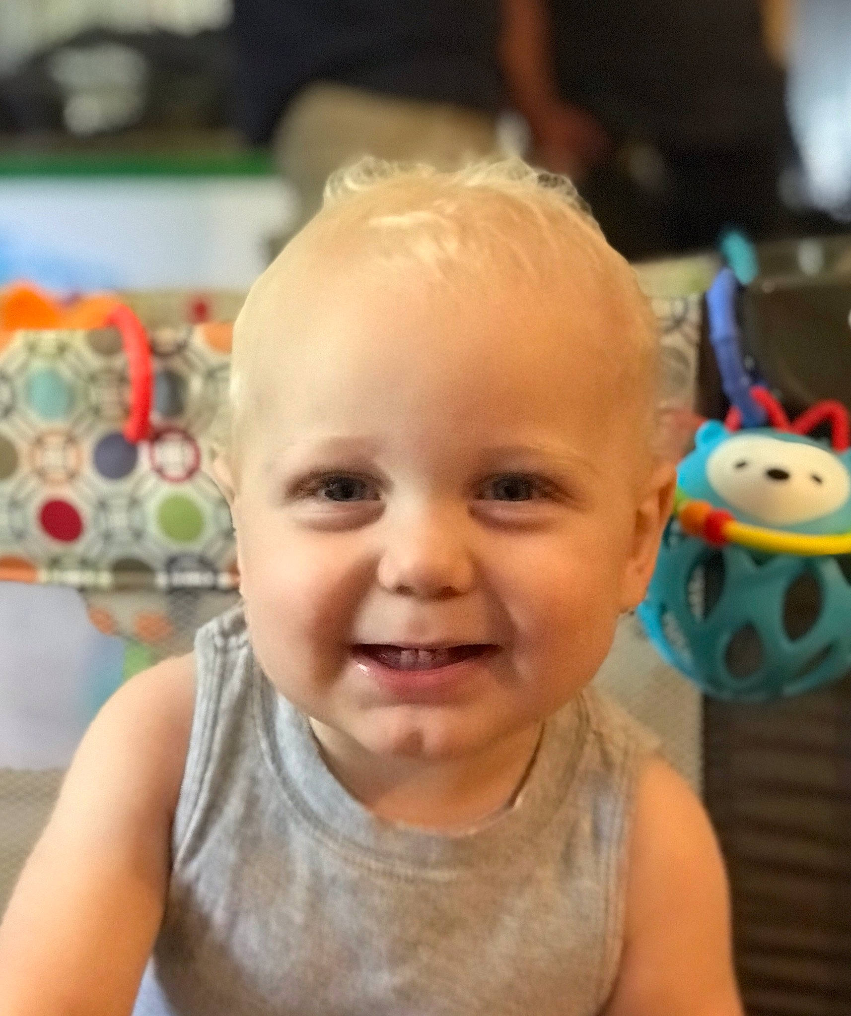 Boden is registered to the contest to win money with this photo: baby, baby_making_funny_faces, cheek, child, ear, eye, eyebrow, face, facial_expression, forehead, fun, happy, head, iris, joy, lip, nose, person, play, skin