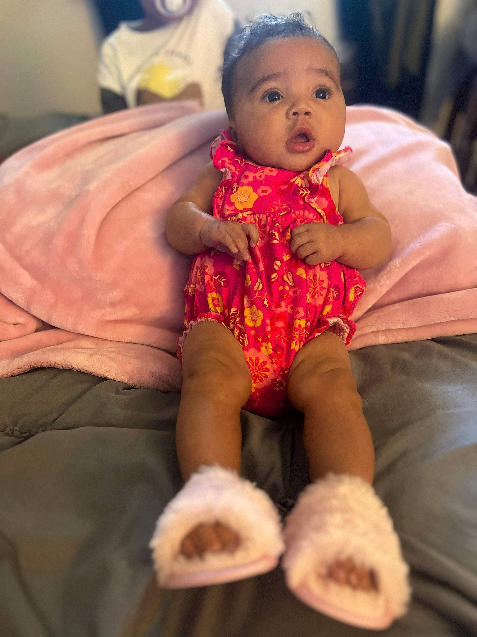 Clarissa is registered to the contest to win money with this photo: abdomen, baby, baby_toddler_clothing, chair, cheek, child, dress, event, eye, flash_photography, fun, happy, human_body, human_leg, iris, jewellery, person, pink, skin, surprise