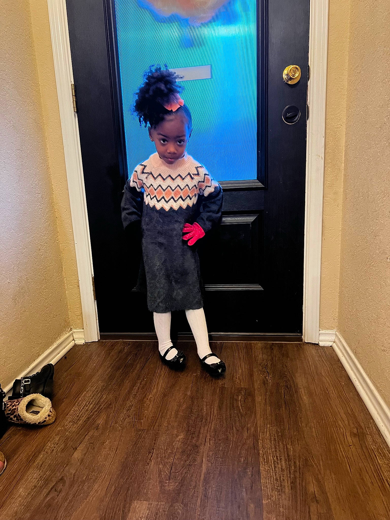 Kinzley joined the competition — help win amazing prizes! display_device, door, electric_blue, flooring, fun, hardwood, home_door, human_leg, knee, laminate_flooring, magenta, pattern, person, room, t_shirt, toddler, varnish, waist, wood, wood_flooring