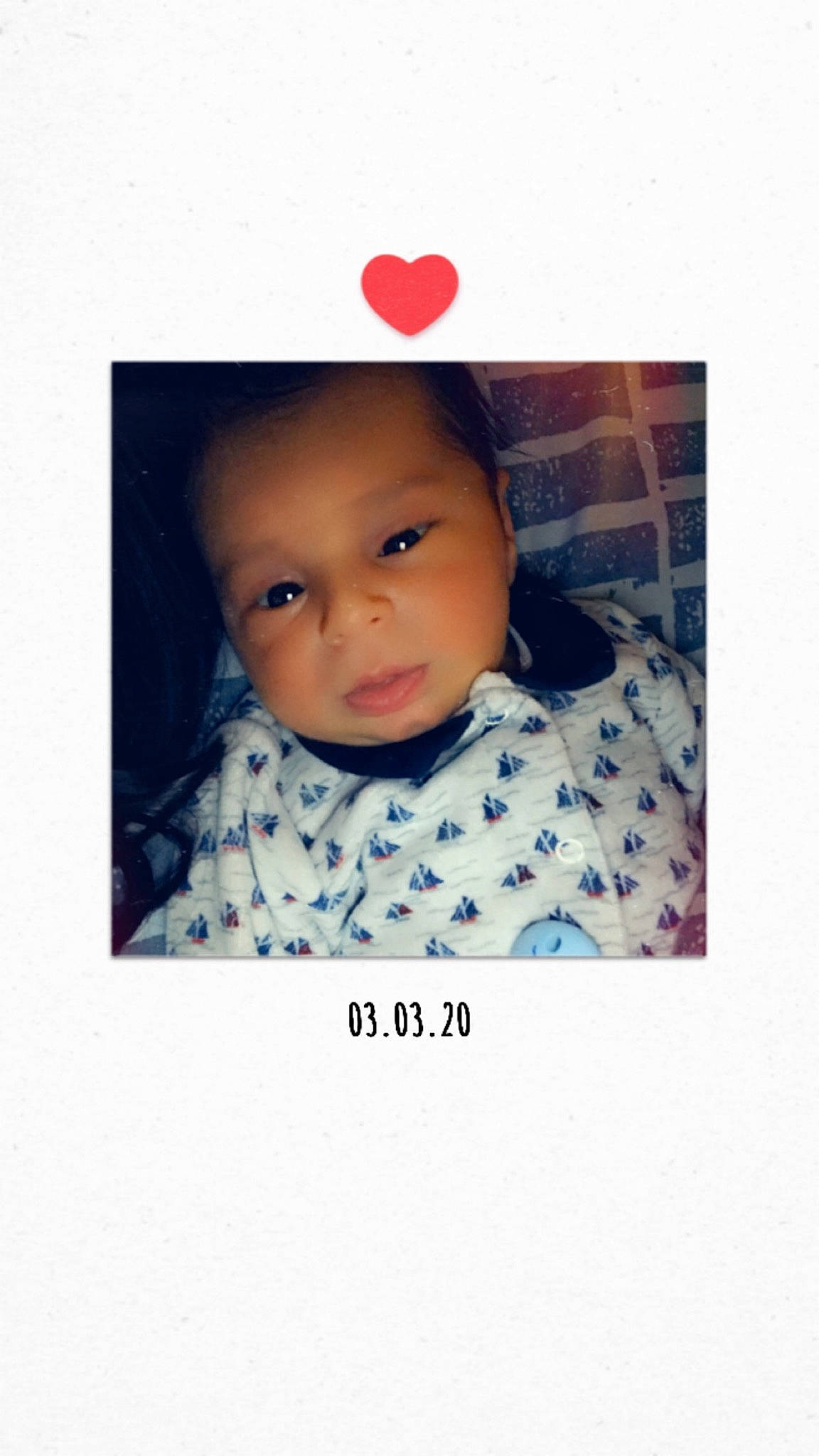 Emir a rejoint le concours — aidez-le/la à gagner de superbes lots ! baby, cheek, child, face, head, nose, person, photograph, photography, skin, smile, snapshot, toddler