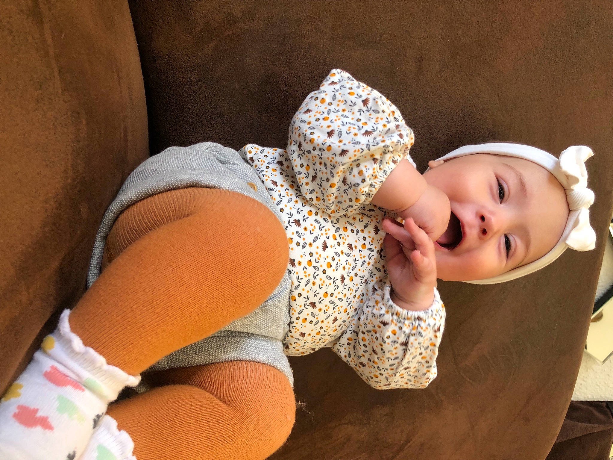 Miléna a rejoint le concours — aidez-le/la à gagner de superbes lots ! abdomen, baby_toddler_clothing, brassiere, chest, comfort, eyewear, headband, headgear, human_body, human_leg, jewellery, lingerie, lingerie_top, person, swimsuit_top, swimwear, textile, thigh, trunk, undergarment