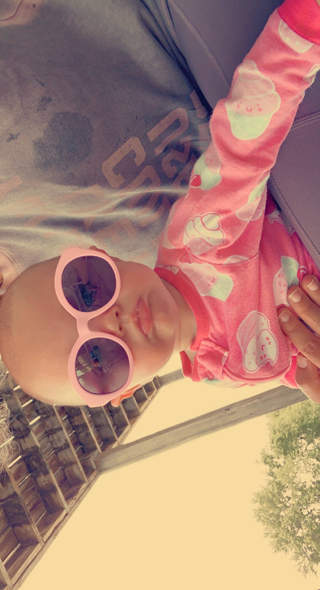 Cambrie is registered to the contest to win money with this photo: eyewear, finger, fun, gesture, happy, hat, head, human_leg, magenta, nail, pattern, peach, person, pink, selfie, sunglasses, textile, thumb, tints_and_shades, tree