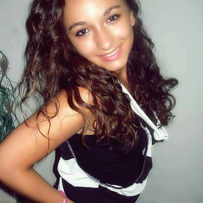 Tiziana participe au concours pour gagner de l'argent avec cette photo :