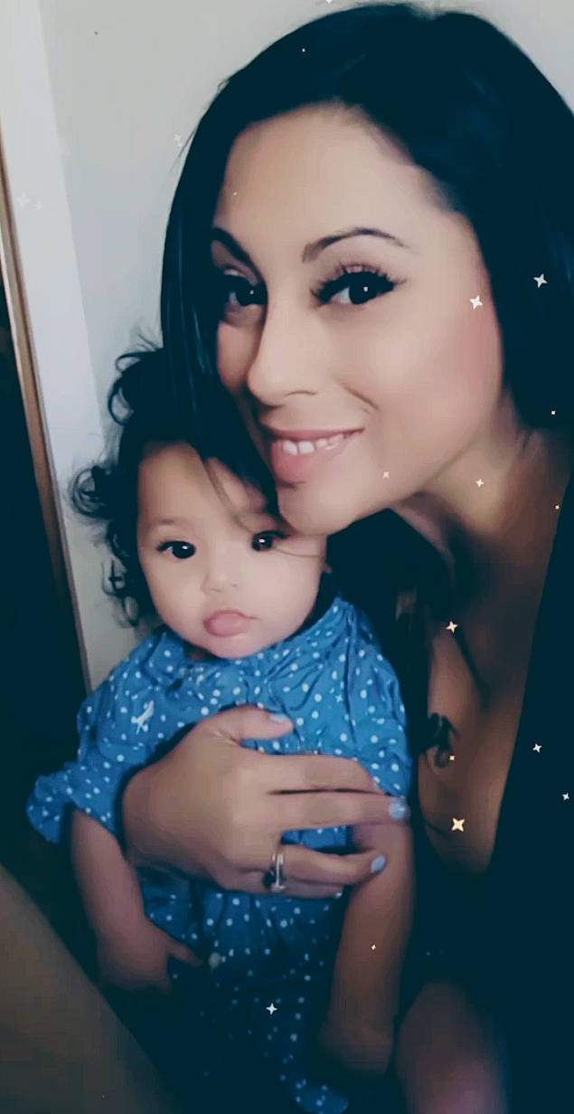 Bronx is registered to the contest to win money with this photo: blue, cheek, chin, eye, eyebrow, eyelash, face, flash_photography, hair, happy, head, human, human_body, joy, lip, mouth, nose, person, purple, shoulder