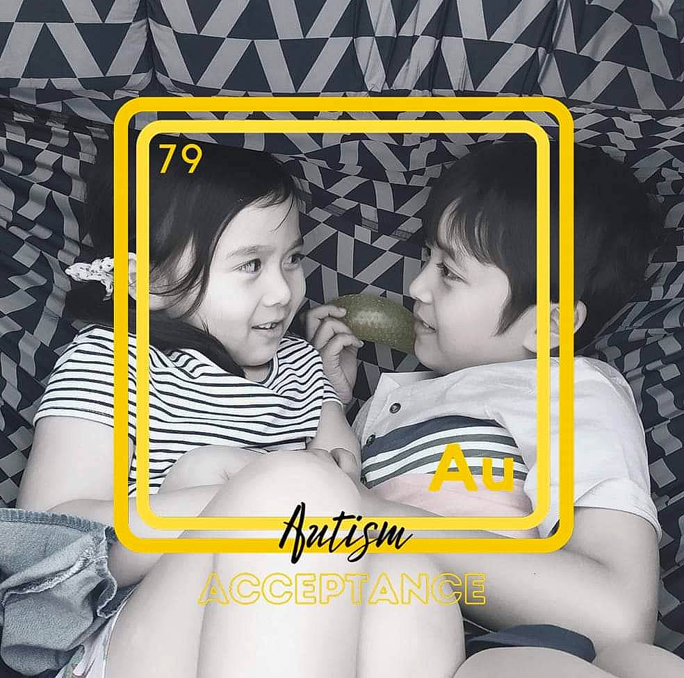 Clary is registered to the contest to win money with this photo: art, baby, child, comfort, font, fun, happy, leisure, person, photo_caption, photograph, picture_frame, rectangle, room, sharing, sitting, smile, snapshot, t_shirt, toddler