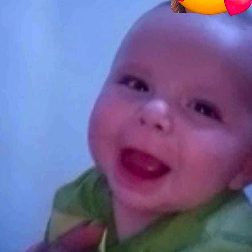 Michael is registered to the contest to win money with this photo: baby, babylaughing, balloon, bodypart, electronics, face, happy, head, laughing, mobilephone, mouth, newborn, person, phone, photography, portrait, selfie, smile, teeth, toy