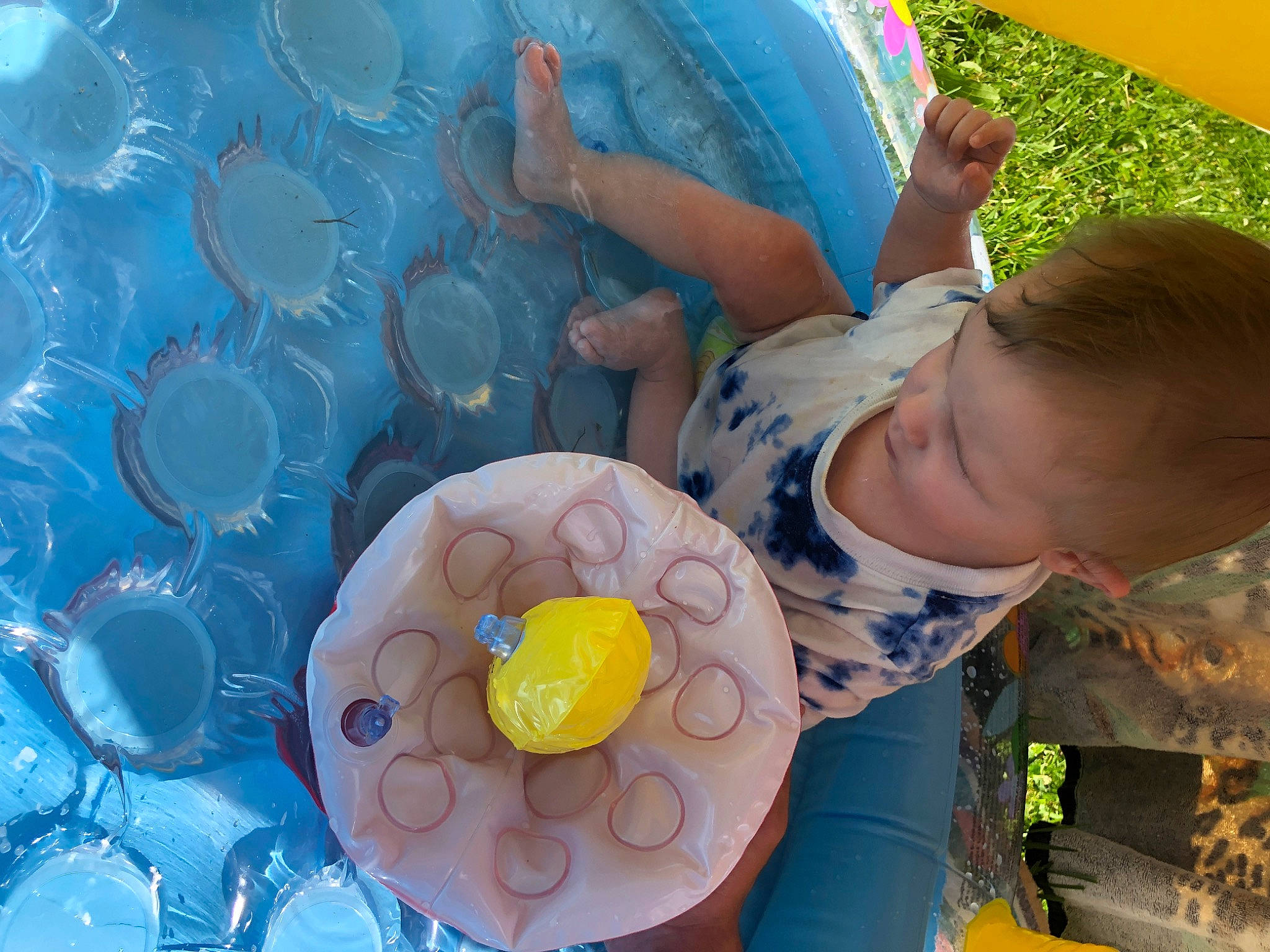 Ezra is registered to the contest to win money with this photo: child, fun, leisure, person, play, toddler, under_exposed