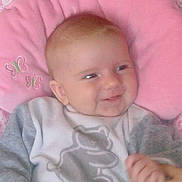 Julie participe au concours pour gagner de l'argent avec cette photo :
