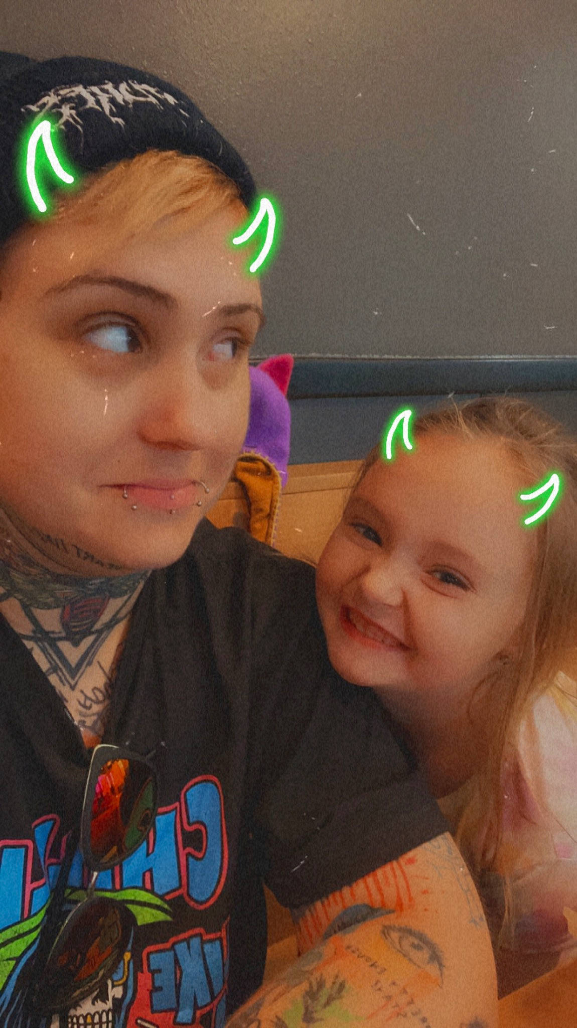 Luna is registered to the contest to win money with this photo: chin, community, cool, ear, eye, eyebrow, eyelash, eyewear, face, forehead, green, hair, happy, head, iris, joy, lip, nose, organ, person