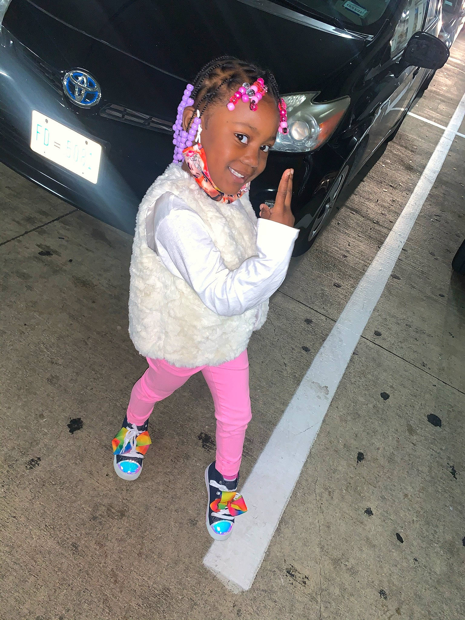 Truthe Hollywood is registered to the contest to win money with this photo: auto_part, automotive_exterior, automotive_lighting, automotive_window_part, bumper, car, city_car, compact_mpv, cool, family_car, footwear, joy, luxury_vehicle, person, shoe, vehicle, vehicle_door