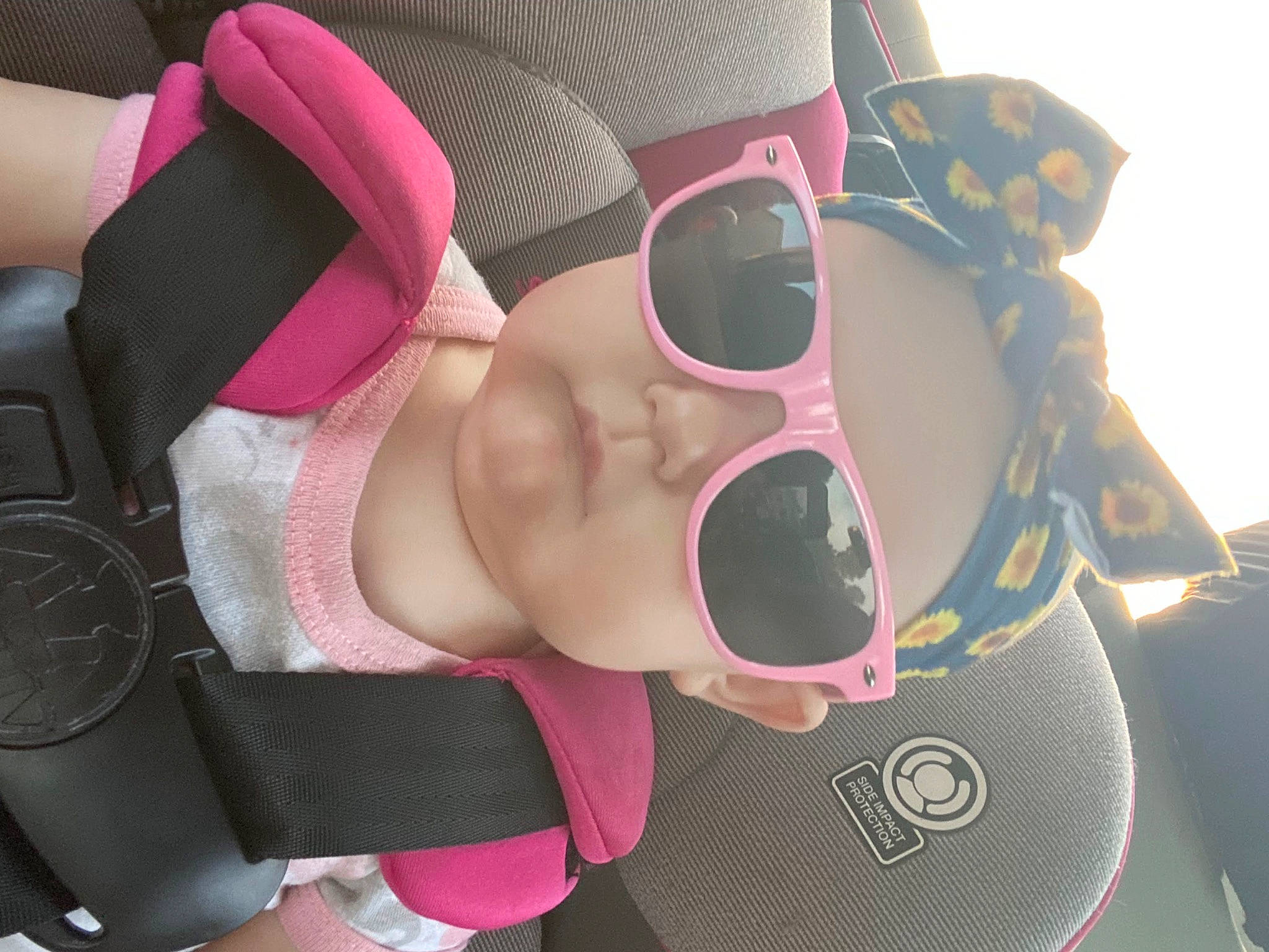 Urza joined the competition — help win amazing prizes! brassiere, cap, chest, cool, eyewear, glasses, goggles, hat, head, human_leg, knee, magenta, nail, person, personal_protective_equipment, pink, sportswear, sunglasses, thigh, trunk