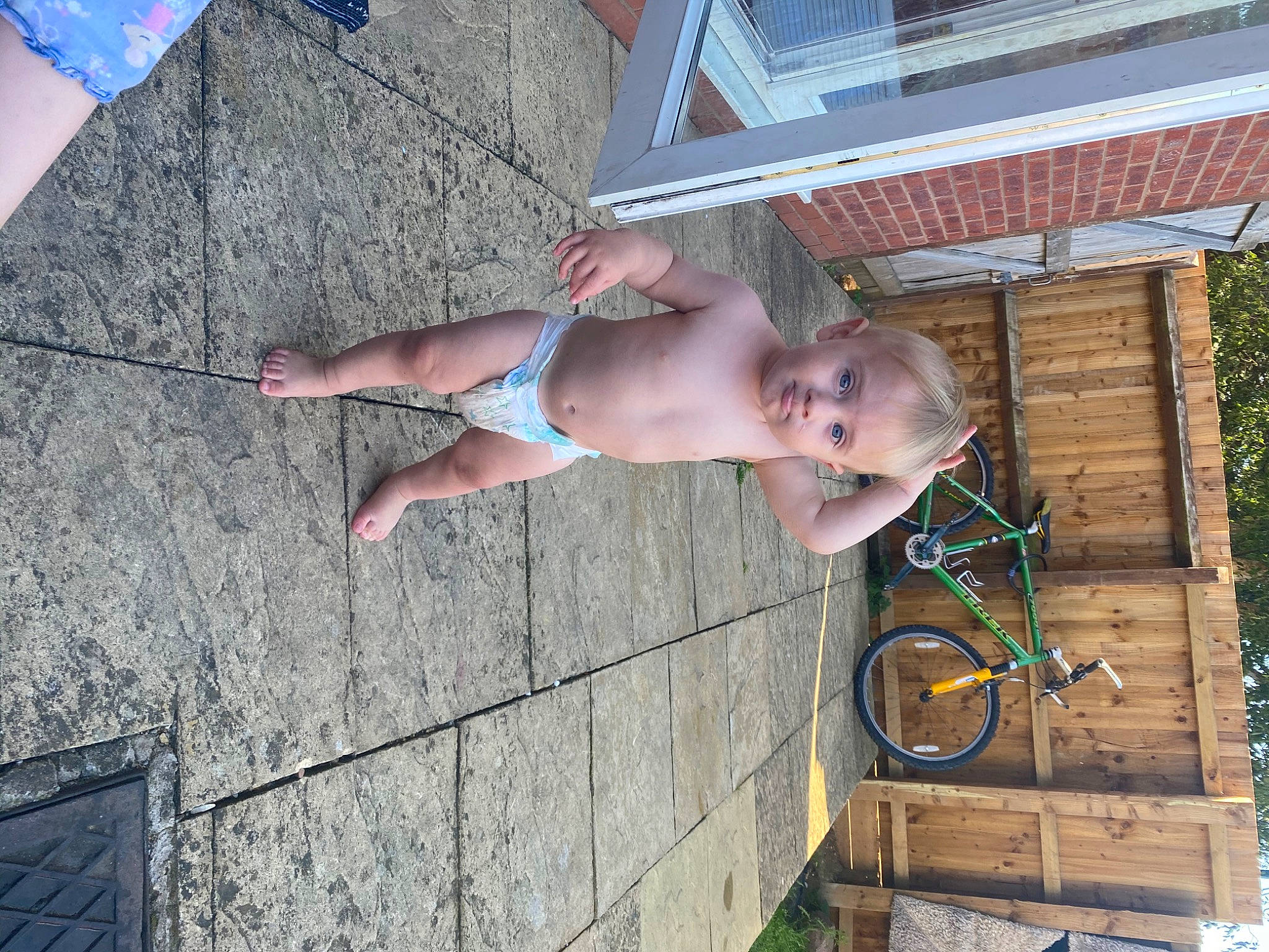 Kaiden is registered to the contest to win money with this photo: person