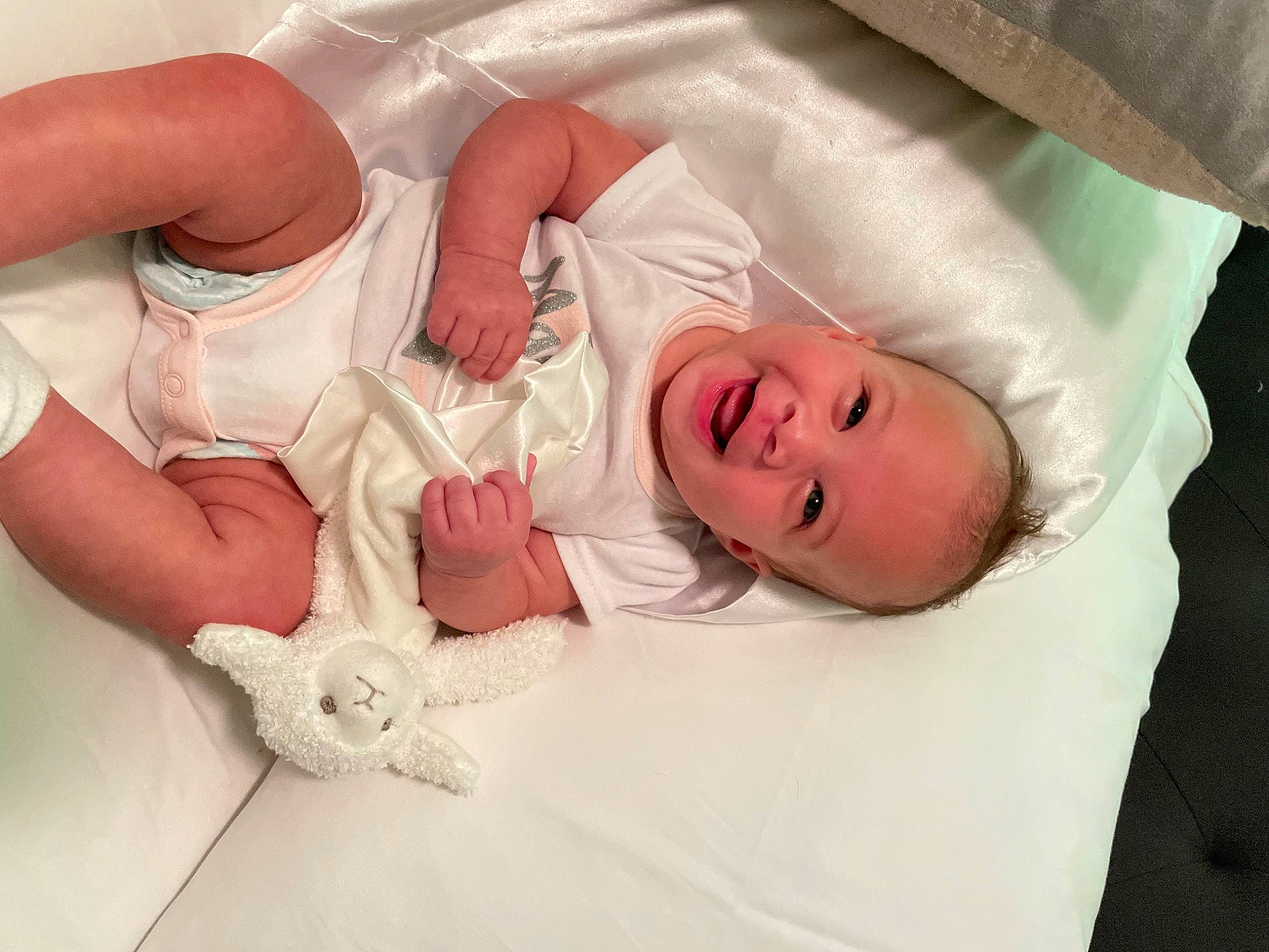 Kendall is registered to the contest to win money with this photo: baby, baby_sleeping, bed, comfort, eye, finger, gesture, hand, head, health_care, human_body, joint, leg, medical, medical_equipment, mouth, patient, person, skin, smile