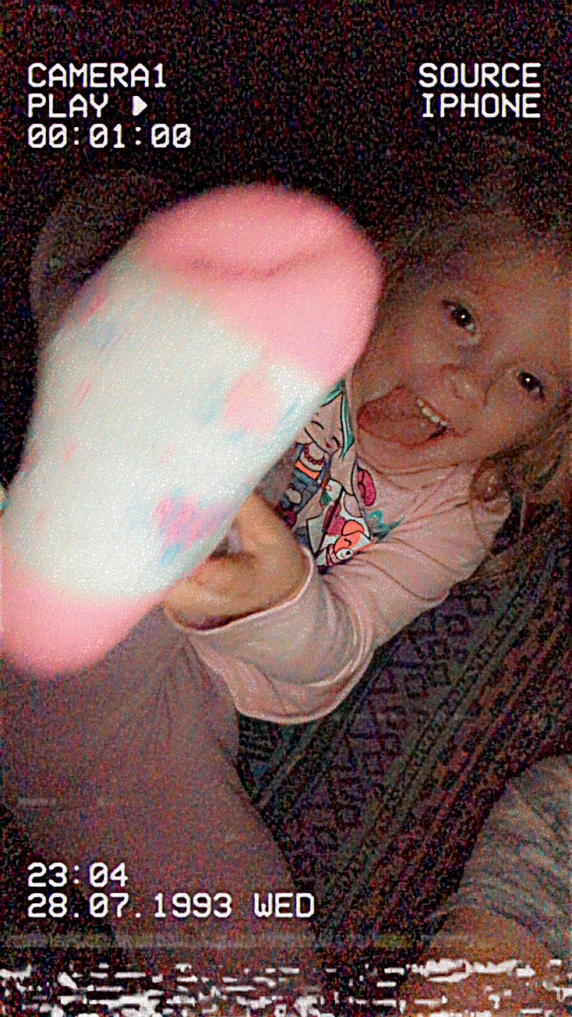 Maya is registered to the contest to win money with this photo: black_hair, chest, elbow, finger, flesh, fun, gesture, happy, hat, jewellery, magenta, mouth, nail, pattern, person, photo_caption, smile, thigh, thumb, toddler