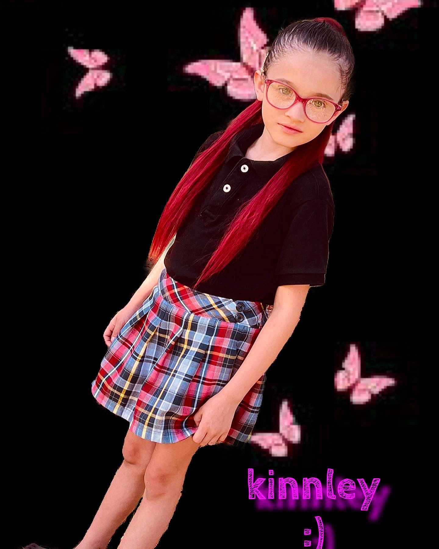 Kinnley joined the competition — help win amazing prizes! costume, entertainment, event, fashion_accessory, fashion_design, flash_photography, hairstyle, human_leg, jewellery, knee, magenta, pattern, performance, performing_arts, person, pink, plaid, sleeve, tartan, thigh