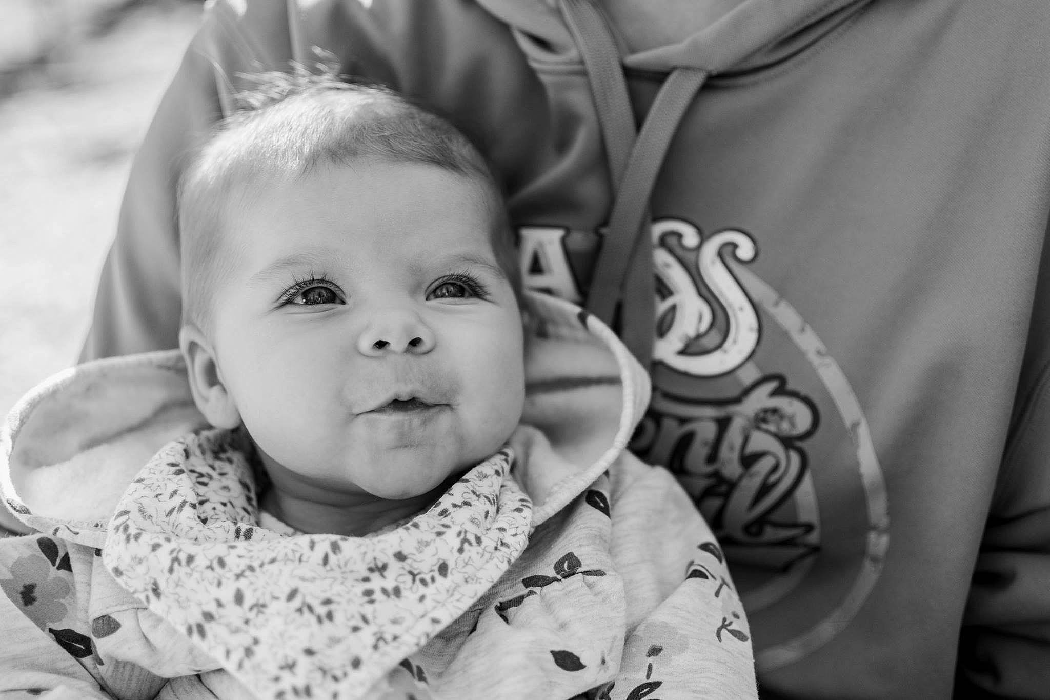 Lilian is registered to the contest to win money with this photo: beauty, black, black_and_white, cheek, child, day, face, facial_expression, head, infant, monochrome_photography, nose, people, person, photograph, photography, skin, smile, toddler, white