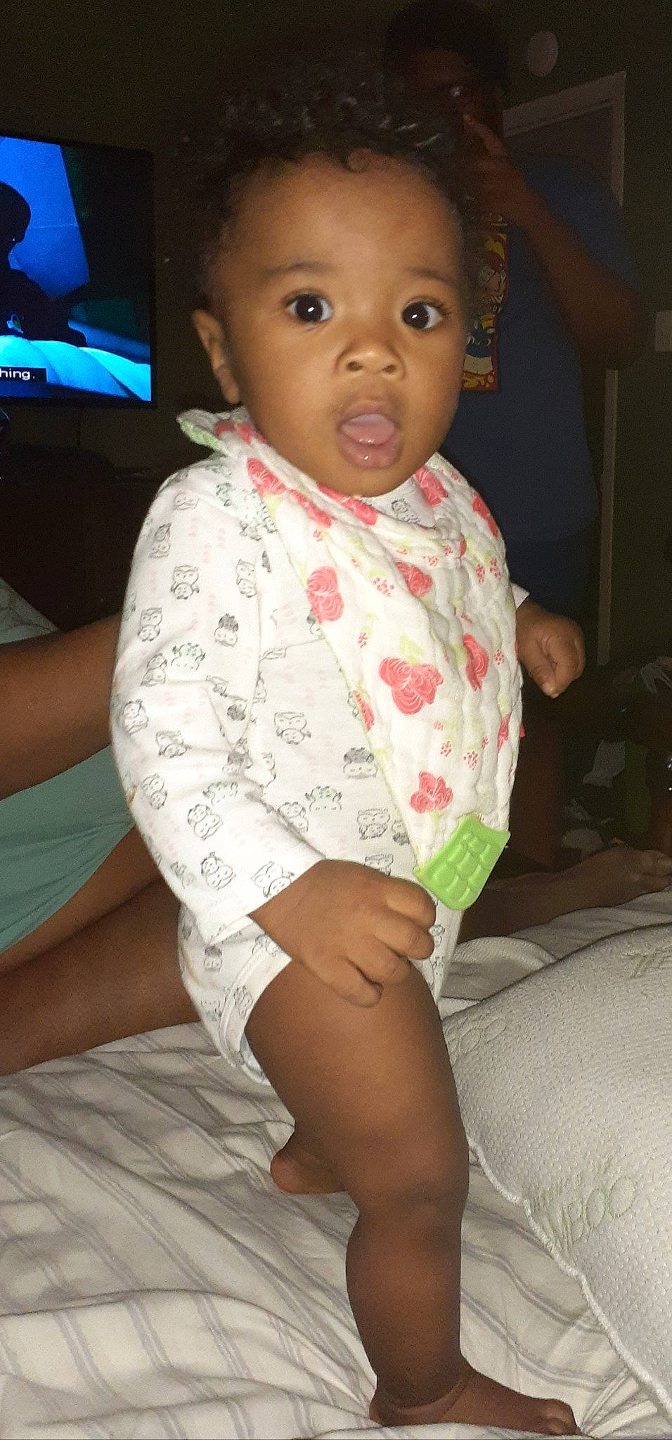 Reagan is registered to the contest to win money with this photo: arm, baby, cheek, child, leg, lip, person, skin, smile, surprise, thigh, toddler