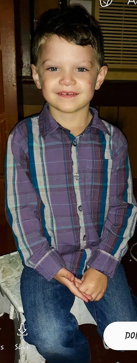 Saegan joined the competition — help win amazing prizes! blazer, button, chest, collar, dress_shirt, fashion, human_body, jaw, joy, lip, magenta, neck, outerwear, pattern, person, pink, plaid, sleeve, street_fashion, t_shirt