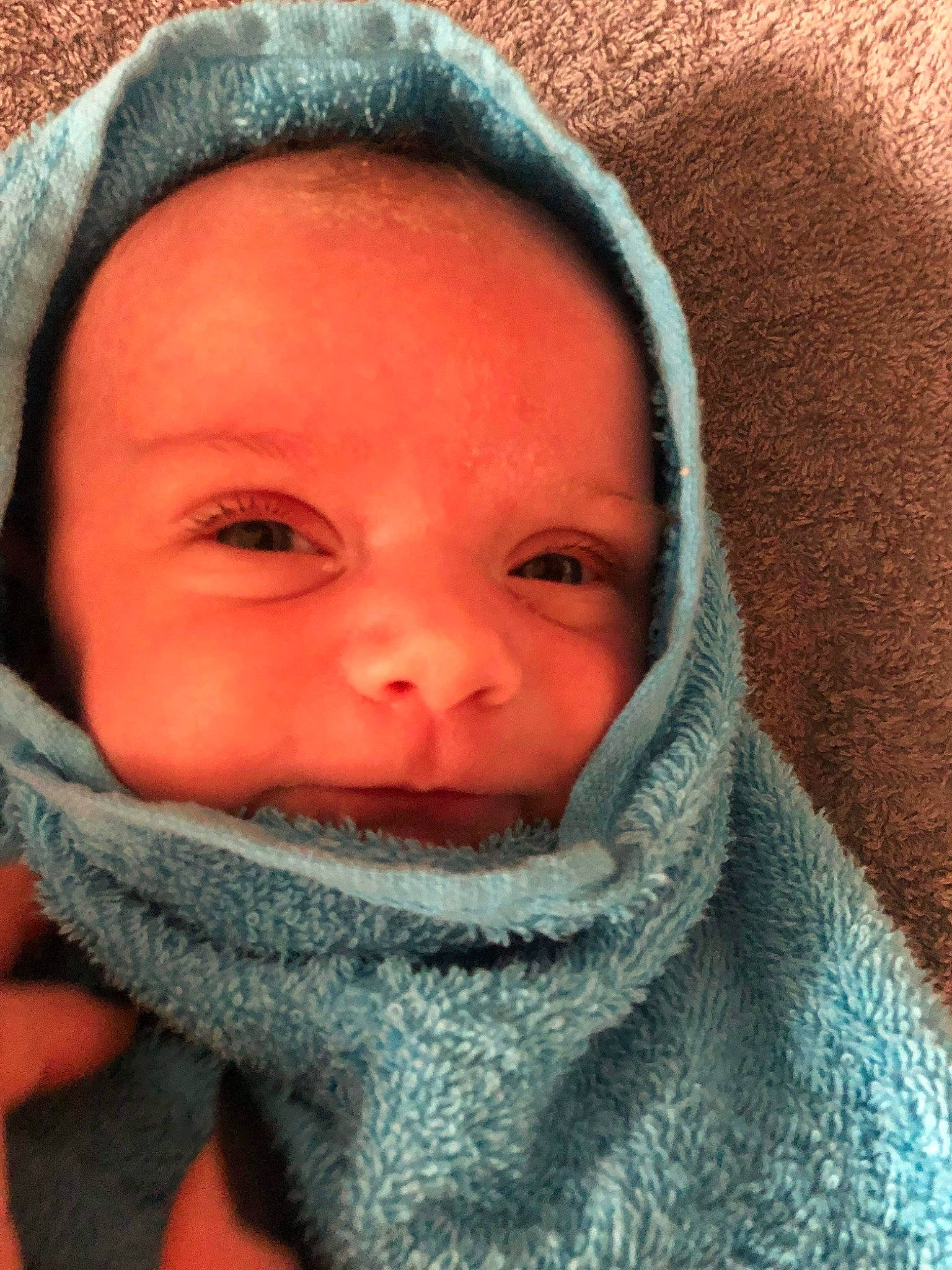 Roméo a rejoint le concours — aidez-le/la à gagner de superbes lots ! cheek, chin, cool, eye, eyebrow, eyelash, face, forehead, happy, head, headgear, human_body, iris, lip, mouth, nose, outerwear, person, skin, smile