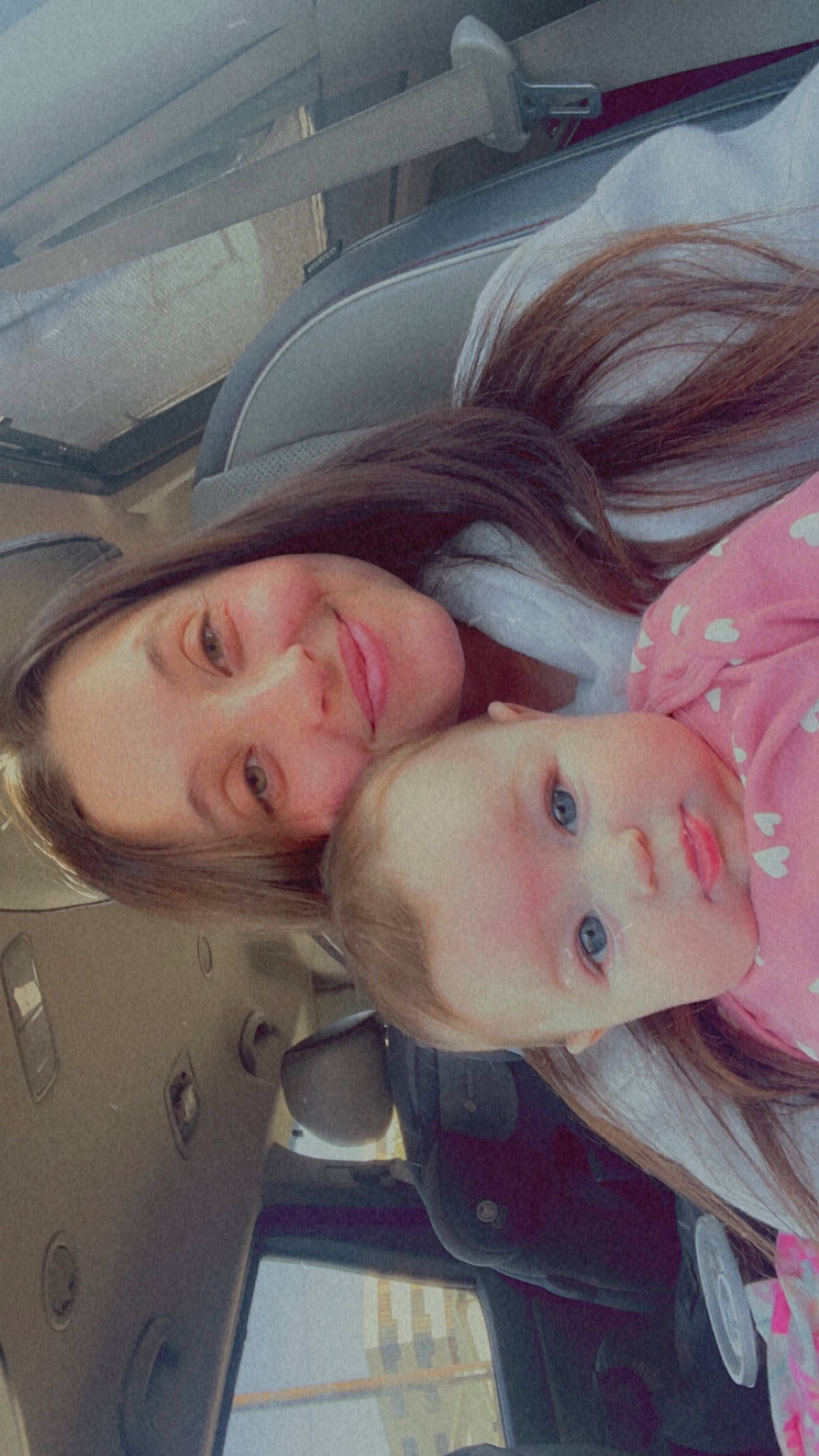 Alaynna is registered to the contest to win money with this photo: black_hair, blond, cheek, chin, cool, ear, eyebrow, eyelash, forehead, fun, happy, iris, jaw, joy, lip, long_hair, mouth, nose, person, selfie