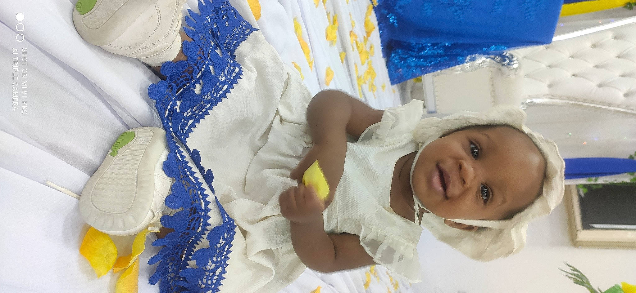 Neyla a rejoint le concours — aidez-le/la à gagner de superbes lots ! baby, baby_products, bedding, blanket, child, dress, event, eye, happy, hat, hospital, linens, pattern, person, room, skin, smile, textile, toddler, tree