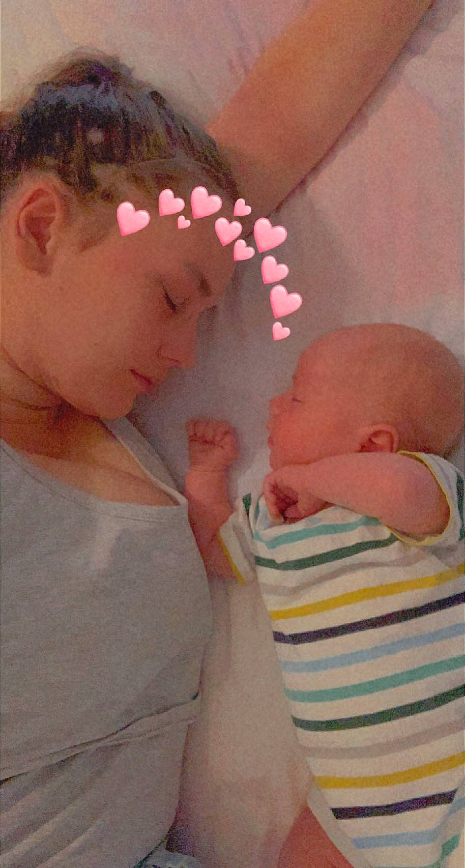 Aj is registered to the contest to win money with this photo: abdomen, baby, bathing, cheek, chest, child, ear, eyelash, gesture, happy, jewellery, lip, mouth, nail, neck, nose, person, skin, thumb, toddler