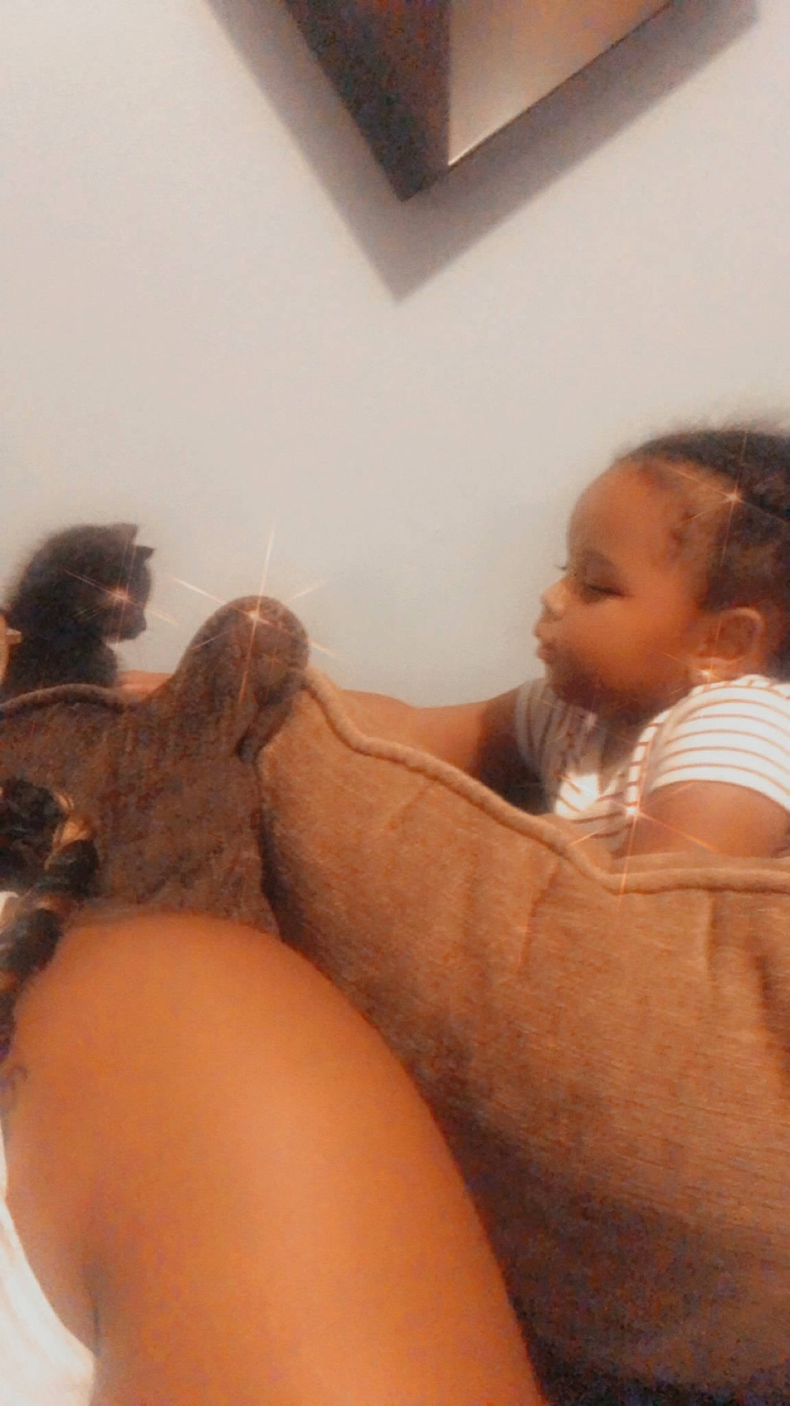 Giselle is registered to the contest to win money with this photo: child, person