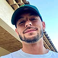 Elliot G.