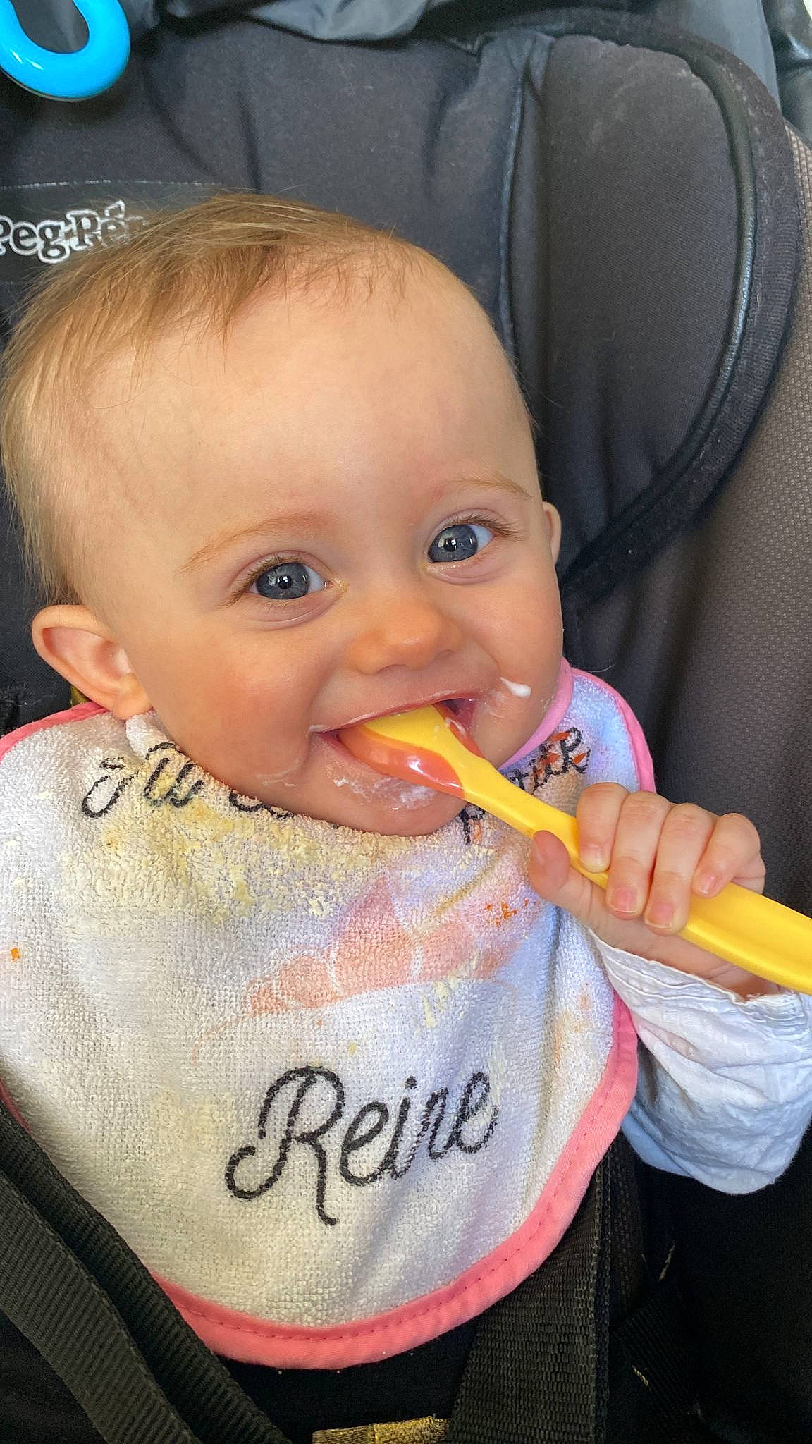 Maelys participe au concours pour gagner de l'argent avec cette photo : baby, baby_playing_with_food, baby_toddler_clothing, biting, cheek, chin, drinkware, eyebrow, eyelash, finger, food_craving, hairstyle, iris, joy, lip, mouth, nose, person, product, skin