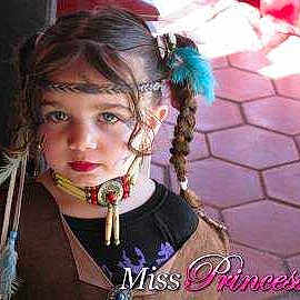 Helena participe au concours pour gagner de l'argent avec cette photo :