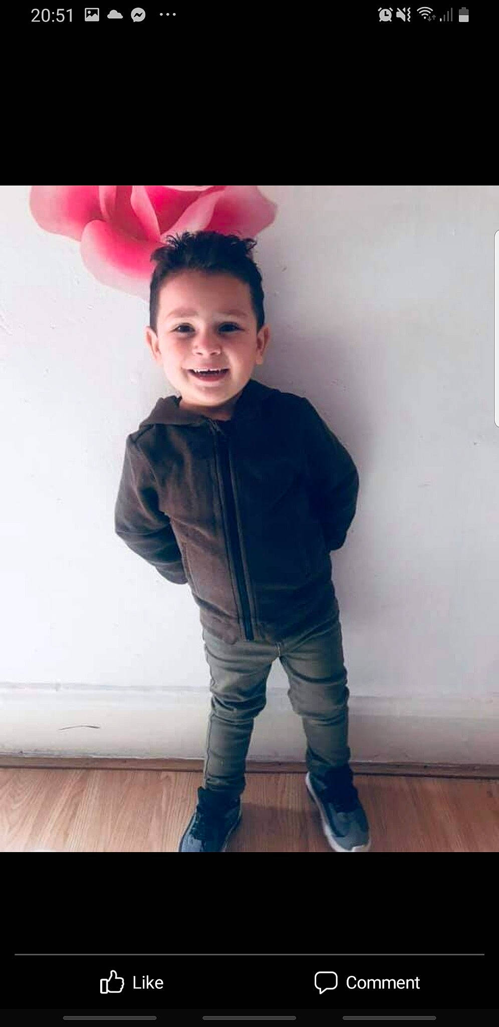 Samuel joined the competition — help win amazing prizes! baby_toddler_clothing, cool, eye, face, flash_photography, flooring, hairstyle, happy, head, human_body, joy, neck, organ, person, shoulder, skin, sleeve, smile, t_shirt, toddler