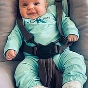 Cylian participe au concours pour gagner de l'argent avec cette photo : baby, child, smile, drool, calvin_klein, blue_clothing, sneakers, seatbelt, car_seat, cushion, happy, infant, cute, clothing, person, footwear, straps, indoor, portrait, young