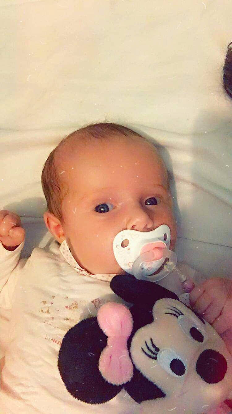 Séréna a rejoint le concours — aidez-le/la à gagner de superbes lots ! baby, cheek, child, face, head, joy, nose, person, toddler