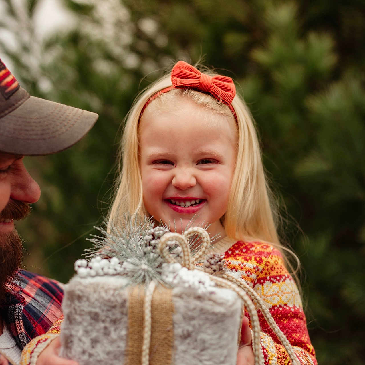 Davey is registered to the contest to win money with this photo: adult, bodypart, cap, child, clothing, face, female, finger, girl, hand, happy, hat, head, laughing, male, man, person, photography, portrait, smile