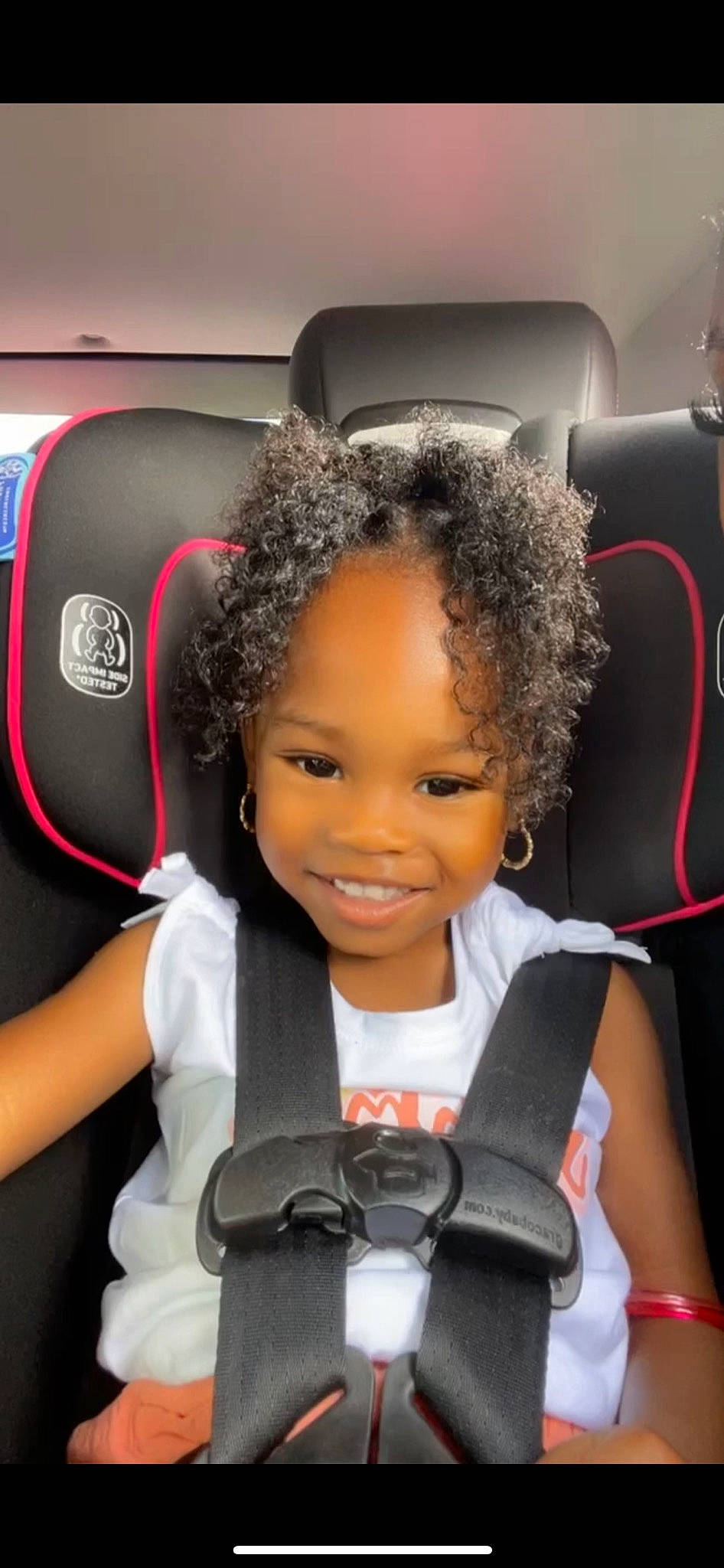 Alayah is registered to the contest to win money with this photo: afro, automotive_design, beauty, black_hair, car_seat, car_seat_cover, child, cool, flash_photography, fun, hairstyle, happy, head_restraint, joy, person, seat_belt, skin, smile, snapshot, technology