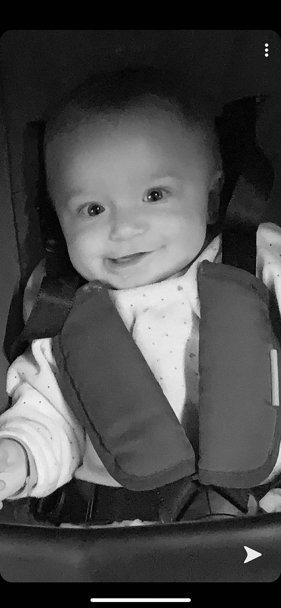 Kelsy participe au concours pour gagner de l'argent avec cette photo : baby, baby_products, black_and_white, cheek, child, monochrome, person, photograph, product, smile, toddler