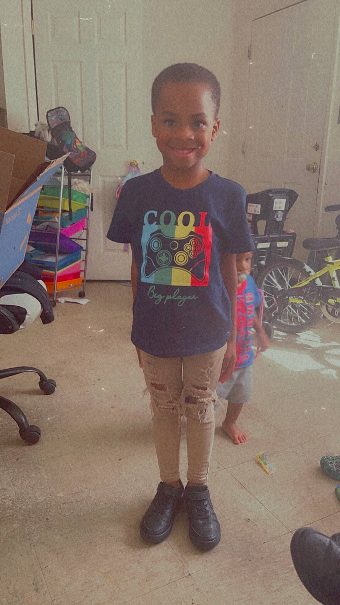 Laviter joined the competition — help win amazing prizes! chair, child, cool, eye, eyewear, face, floor, flooring, fun, happy, joint, joy, neck, person, shoulder, sleeve, smile, standing, t_shirt, thigh