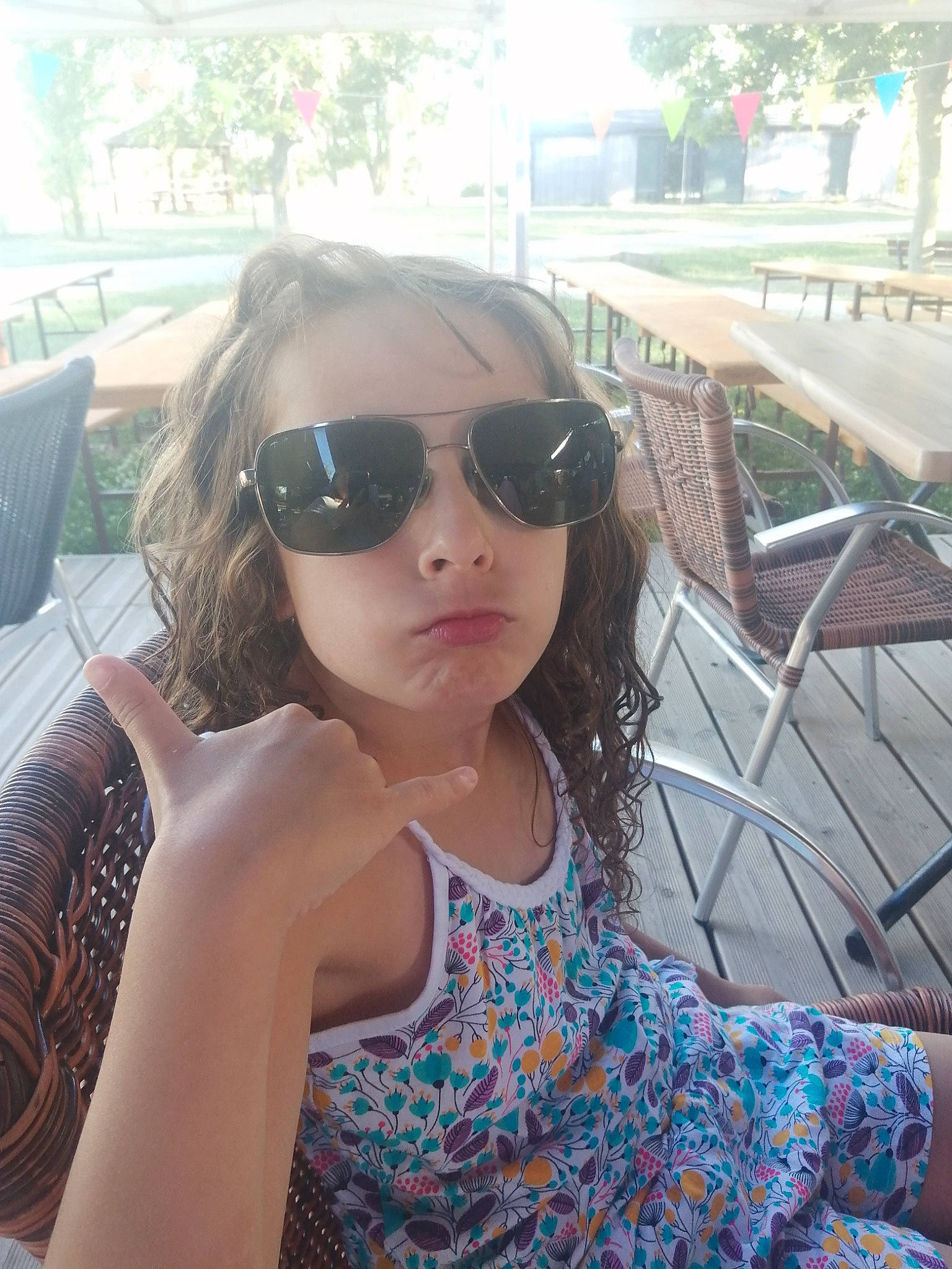 Ines a rejoint le concours — aidez-le/la à gagner de superbes lots ! beauty, black_hair, cool, eyewear, glasses, goggles, happy, head, leisure, lip, long_hair, people, person, selfie, shoulder, summer, sunglasses, thigh, tints_and_shades, vision_care