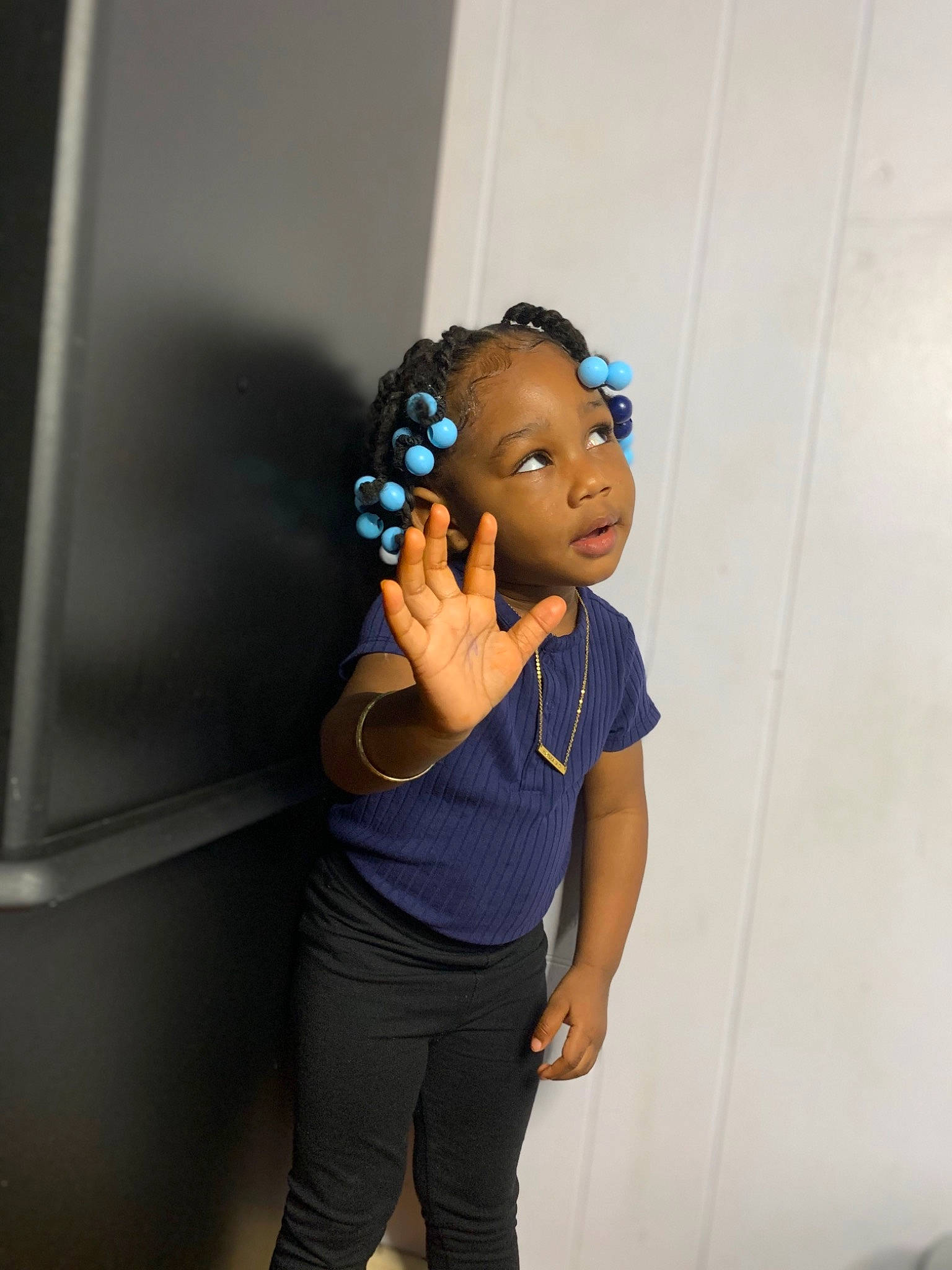 Haylen joined the competition — help win amazing prizes! audio_equipment, black_hair, elbow, electric_blue, entertainment, eye, eyewear, fashion_design, flash_photography, gadget, gesture, hair, happy, headgear, jewellery, person, sleeve, sportswear, street_fashion, t_shirt