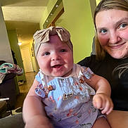 Gracie is registered to the contest to win money with this photo: