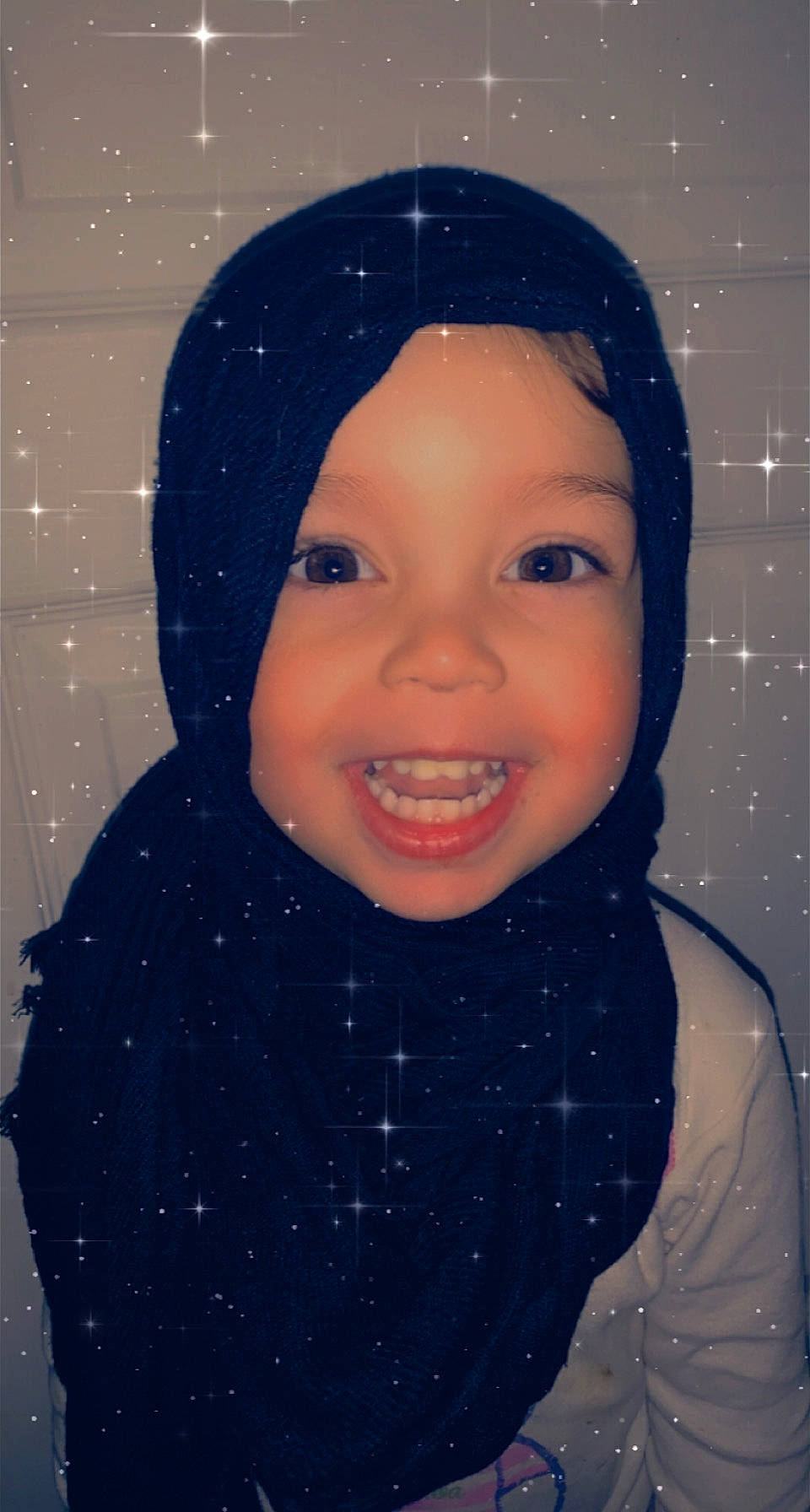 Marwa participe au concours pour gagner de l'argent avec cette photo : cap, cheek, chin, clothing, cool, electric_blue, eyebrow, freezing, fun, happy, head, headwear, iris, lip, material_property, nose, outerwear, person, sleeve, smile