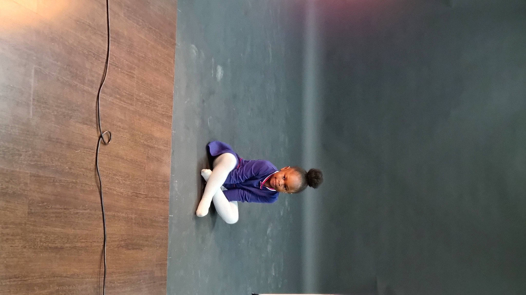 Athalia participe au concours pour gagner de l'argent avec cette photo : adventure, arm, concrete, extreme_sport, fun, happy, hardwood, individual_sports, landscape, leisure, person, plaster, recreation, rolling, shadow, skateboarder, slope, sport_climbing, sports, tree