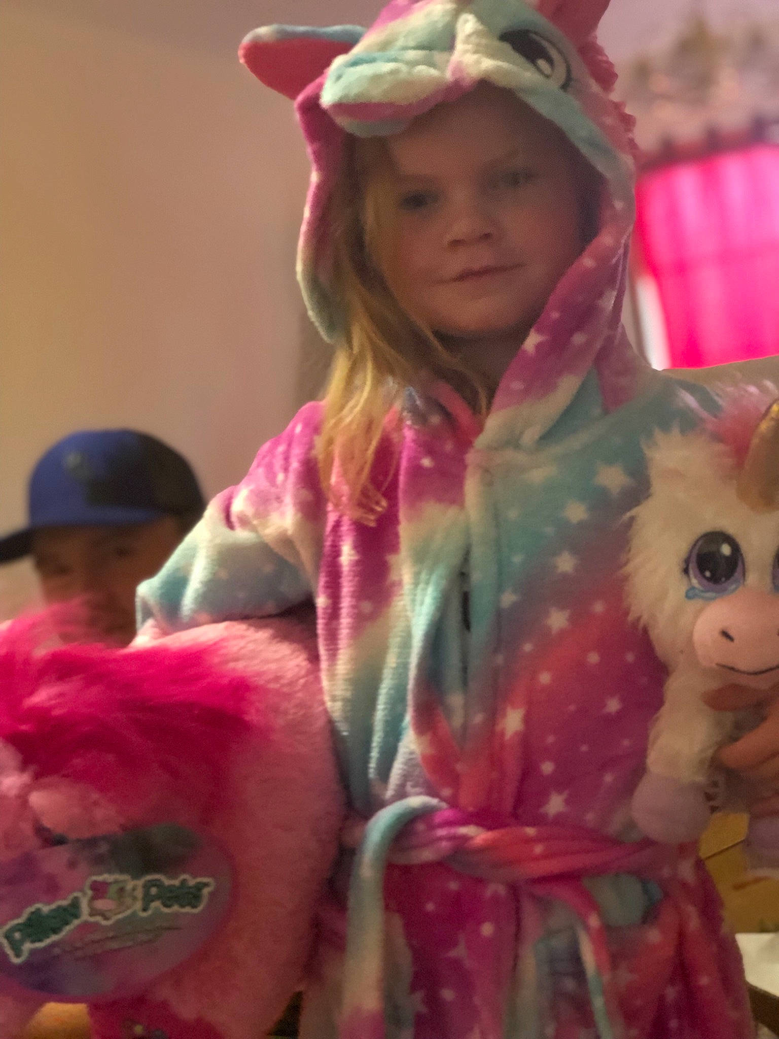 Arianna is registered to the contest to win money with this photo: child, fun, girl, magenta, person, pink, skin, toddler, toy