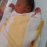 Siana participe au concours pour gagner de l'argent avec cette photo :