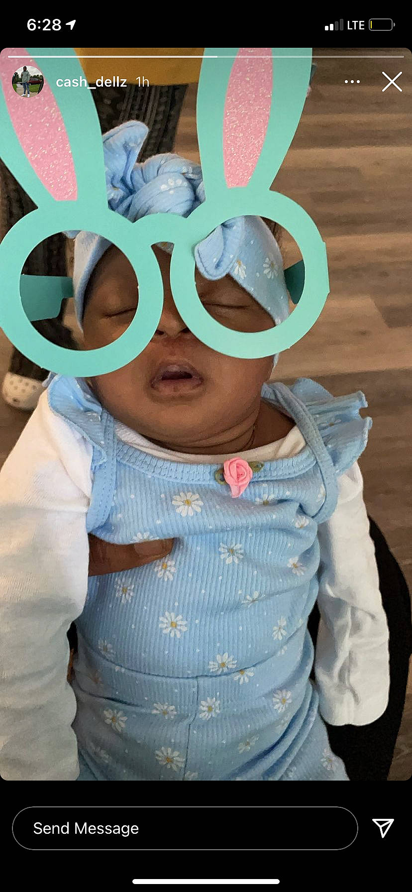 Nyema is registered to the contest to win money with this photo: azure, baby, baby_toddler_clothing, cap, cool, eyewear, fashion_accessory, fun, glasses, goggles, green, hairstyle, happy, headgear, person, personal_protective_equipment, sleeve, sunglasses, toddler, vision_care
