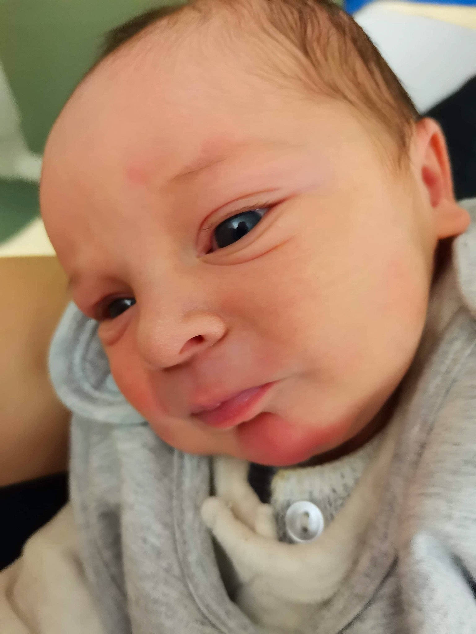 Kaëden a rejoint le concours — aidez-le/la à gagner de superbes lots ! baby, baby_toddler_clothing, blond, cheek, child, collar, ear, eyebrow, eyelash, fur, happy, iris, jacket, lip, nose, person, portrait_photography, skin, sleeve, smile