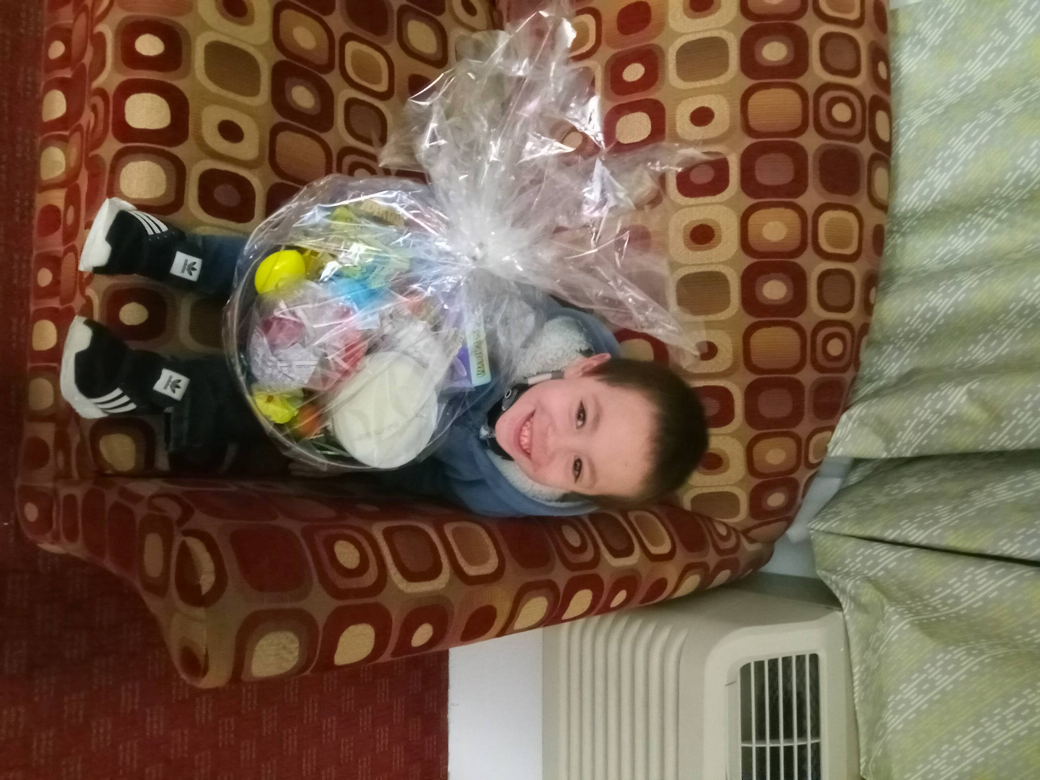 Sergio is registered to the contest to win money with this photo: baby, baby_products, baby_safety, baby_toddler_clothing, baby_toys, basket, child, comfort, costume_hat, eye, fashion_accessory, fun, infant_bed, joy, linens, pattern, person, plastic, room, toddler