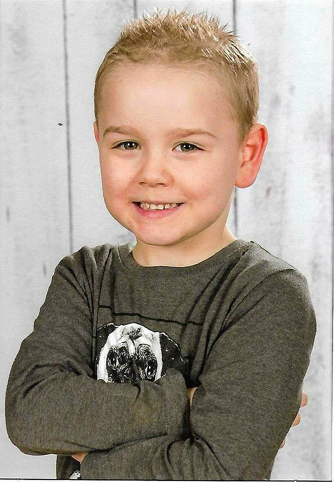Vincenzo participe au concours pour gagner de l'argent avec cette photo : baby, cheek, child, child_model, face, facial_expression, hairstyle, happy, head, joy, male, person, photography, portrait, portrait_photography, smile, toddler