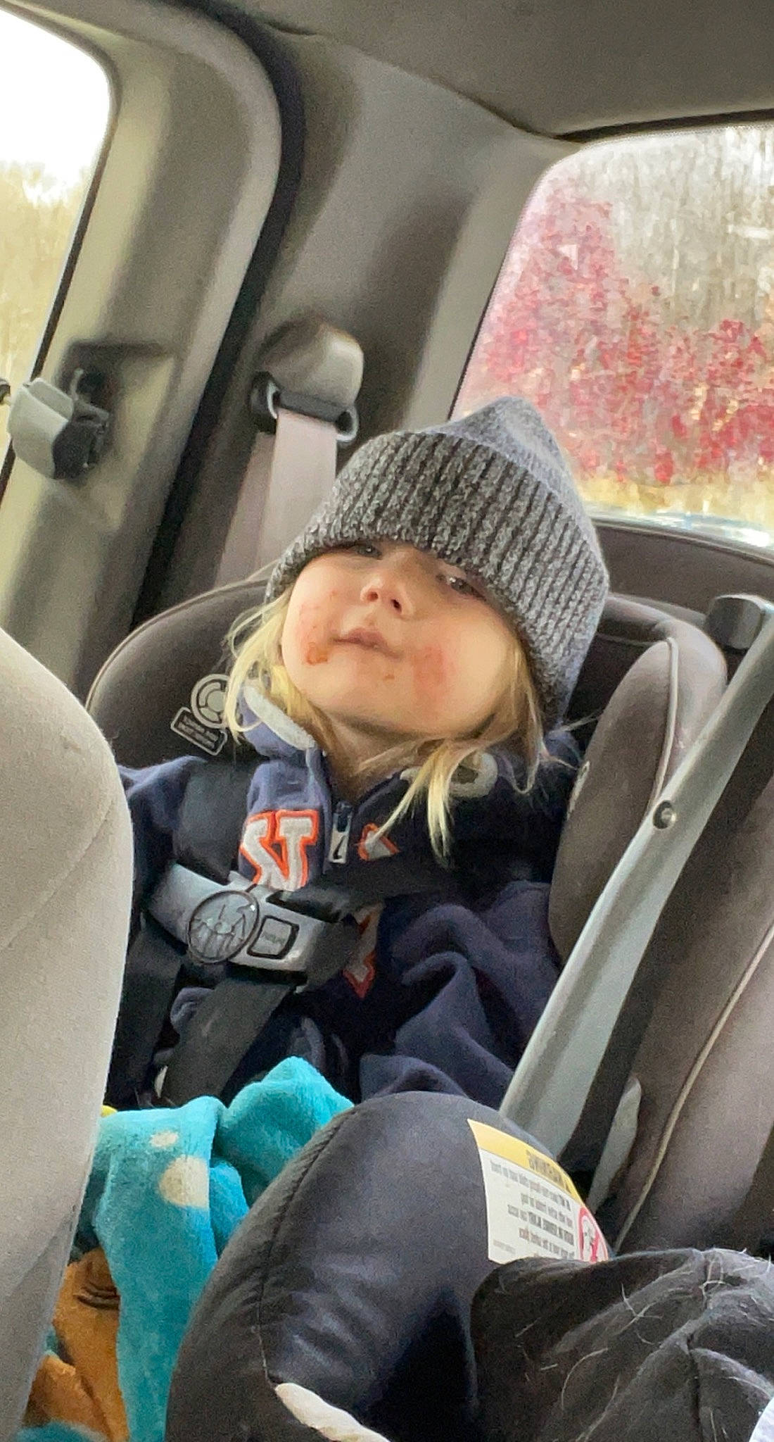 Chayse is registered to the contest to win money with this photo: auto_part, automotive_design, baby, baby_carriage, baby_in_car_seat, baby_products, car_seat, car_seat_cover, child, comfort, family_car, head_restraint, headwear, luxury_vehicle, mode_of_transport, motor_vehicle, passenger, person, sitting, toddler